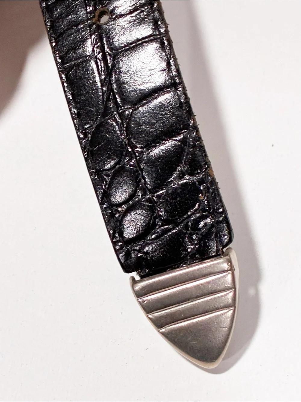 Vintage L. Chessler Black Leather Silver Hardware Skinny Belt Size Small